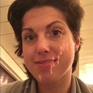 Meet your Posher, Monica